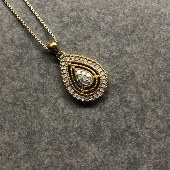 GOLD AND DIAMOND NECKLACE ON 20” CHAIN - Picture 1 of 4